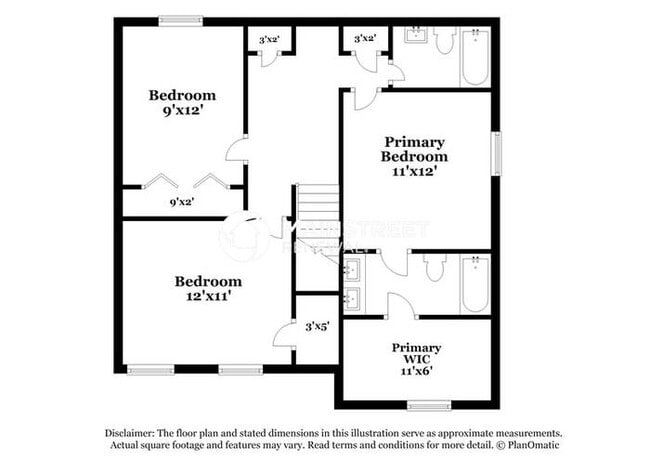 Photo - 3 Bedroom Pet-Friendly Home in Charlotte, NC with Main Street Renewal
