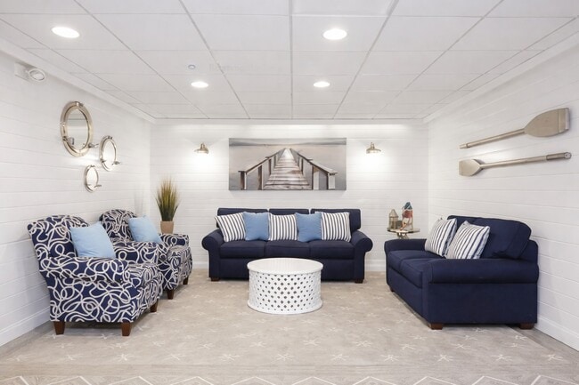 Photo - Ocean Point Apartments