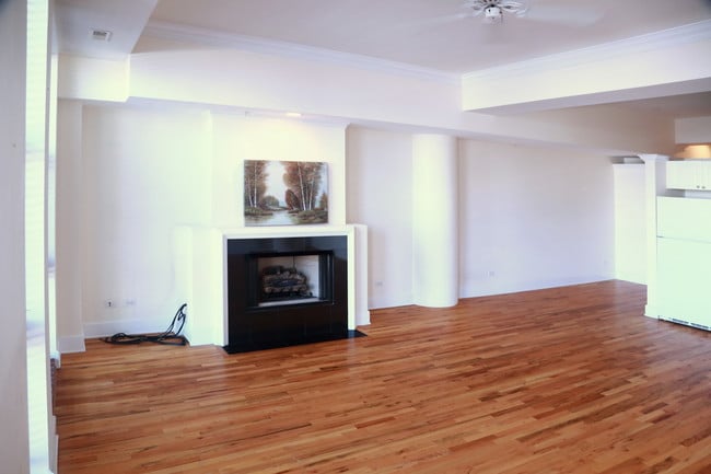 Photo - 165 N Canal St Unit 1005