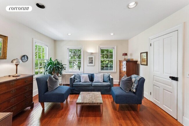 Photo - 148 Jermain Ave