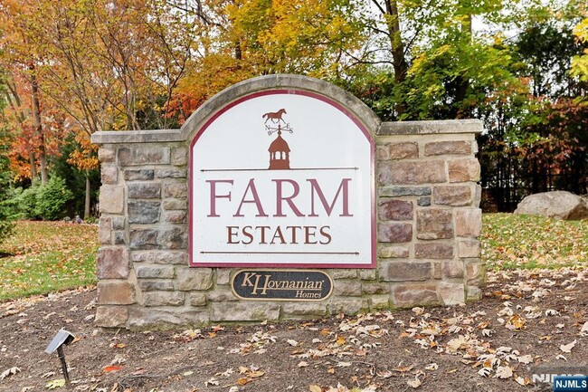 Photo - 4 Masterson Ct Unit 4