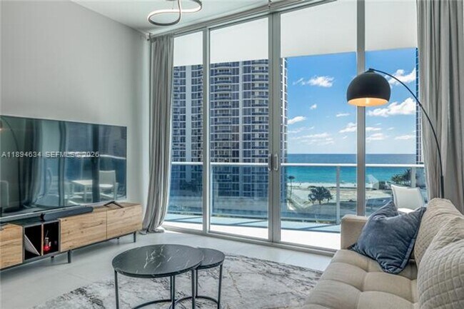 Photo - 17550 Collins Ave Unidad 17550 Collins Ave # 703