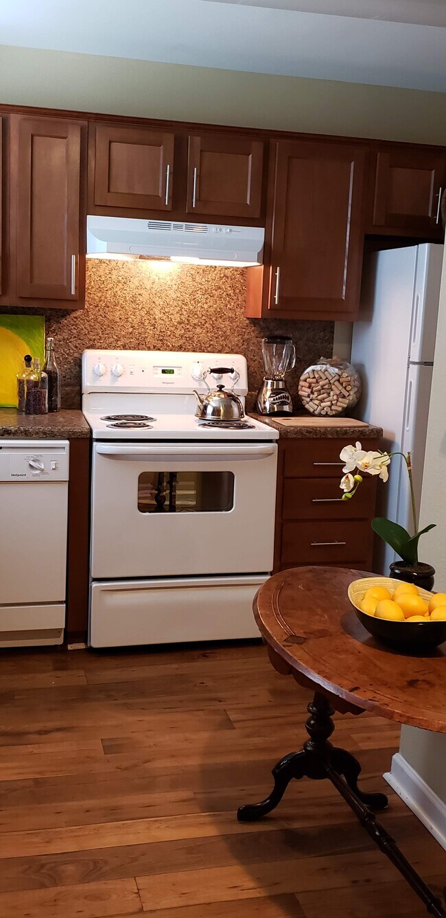 Model Kitchen - The Meadows Of Centerville