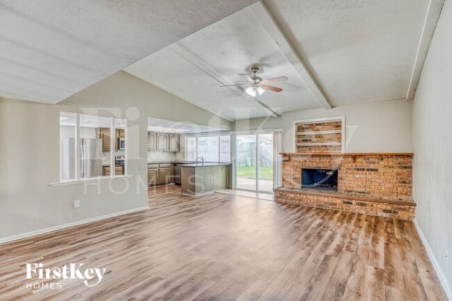 Photo - 16934 Macleish Dr