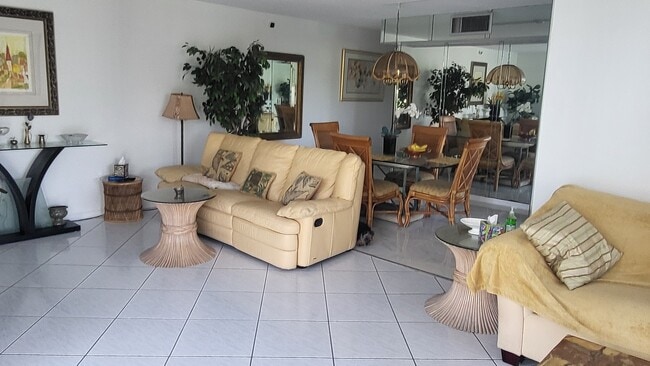 Building Photo - 3575 S Ocean Blvd Unit 112