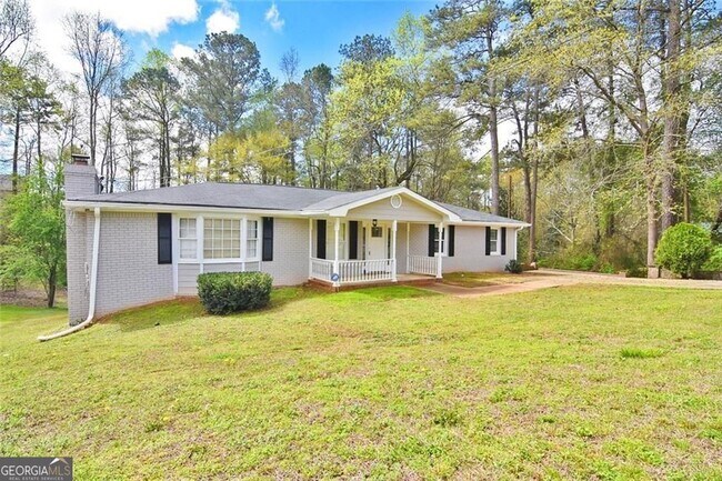 Photo - 86 Regency Way SE