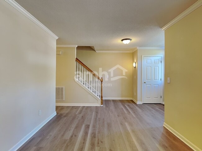 Photo - 6323 Stonewick Dr