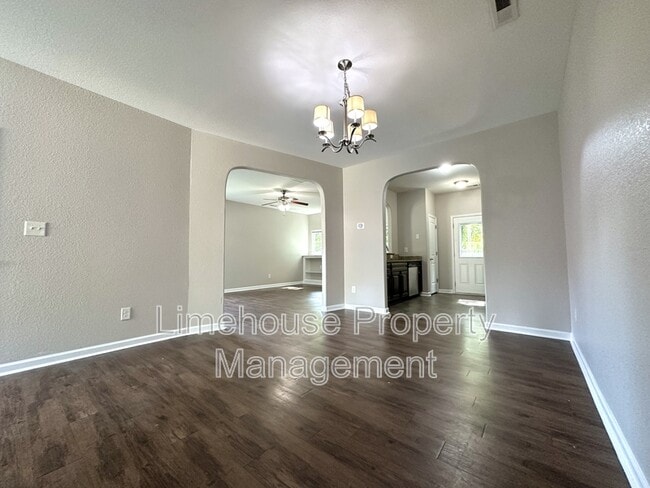 Photo - 1909 Chesapeake Dr