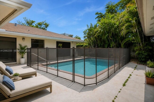 Photo - 4102 N 51st Ave