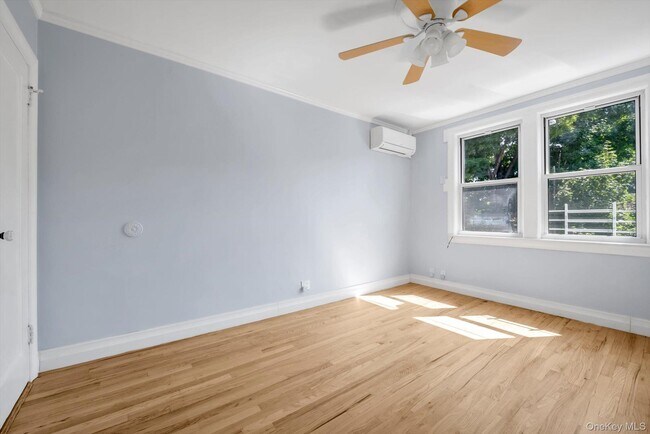 Photo - 31-39 56th St