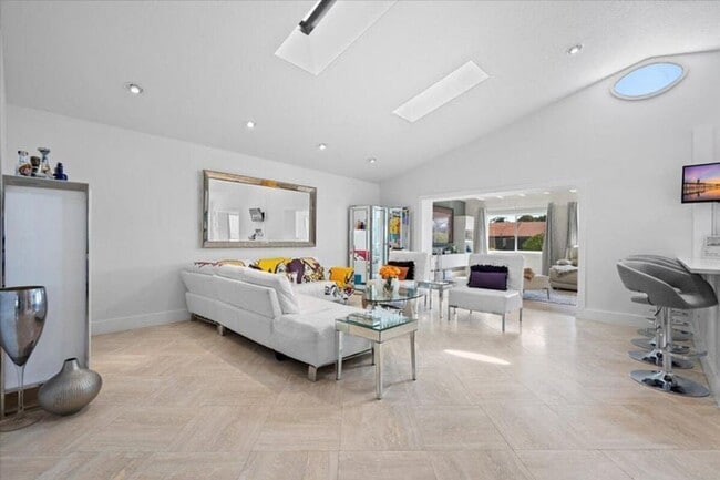 Photo - 5534 Ainsley Ct