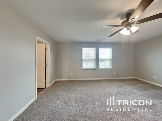 Photo - 158 Ingle Dr