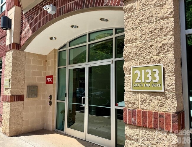 Photo - 2133 Southend Dr Unit 303