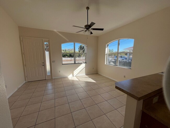 Photo - 2/2 in Warm Mineral Springs