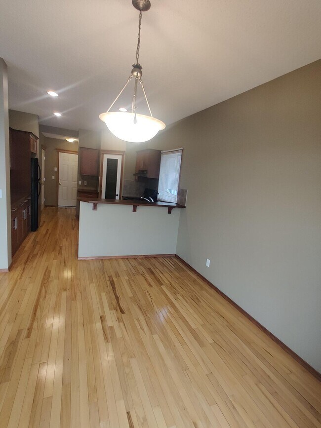 Photo - 9011 Royal Oak Way NW