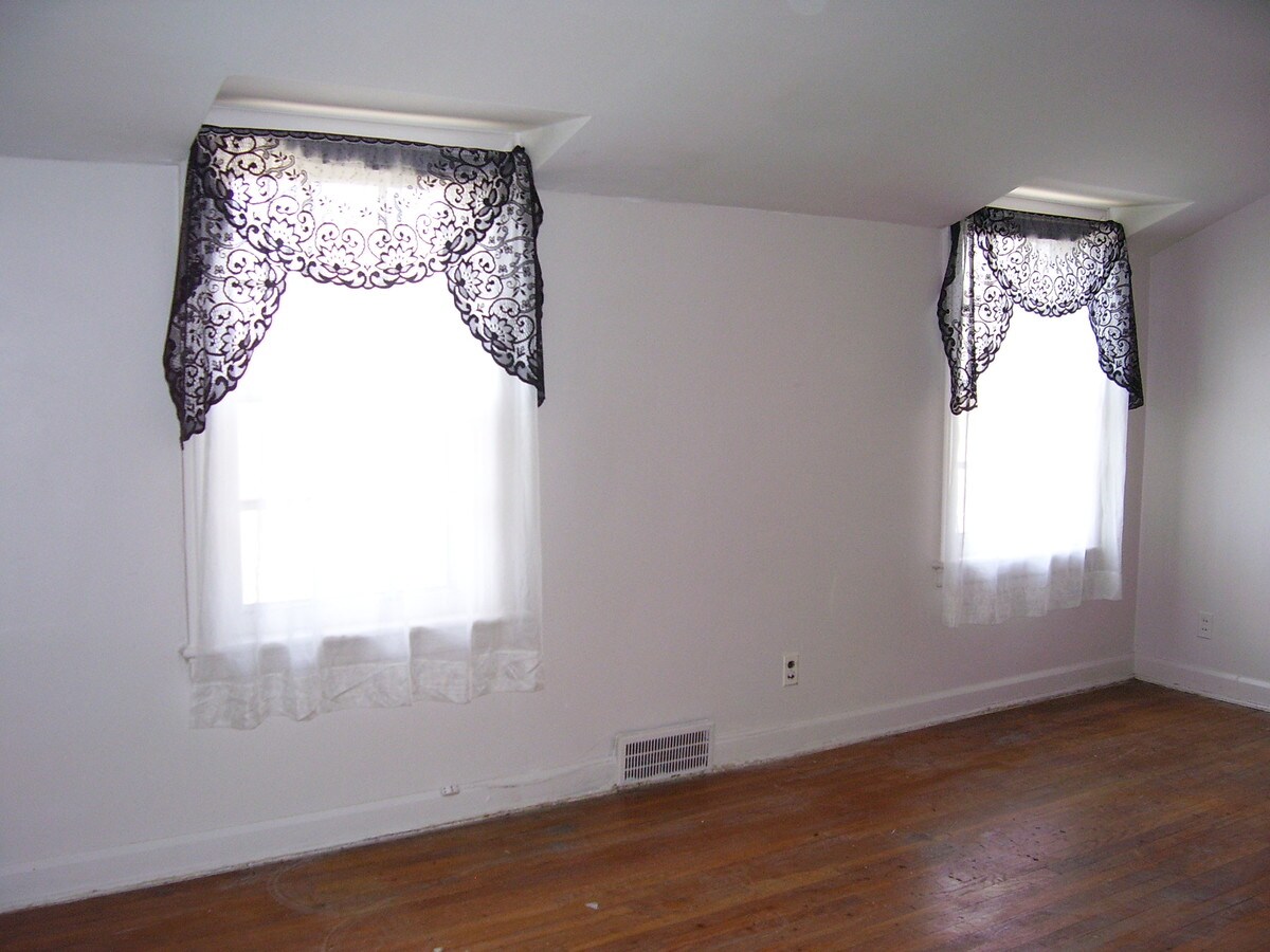 Photo - 2403 South Ave Unit B utilities included