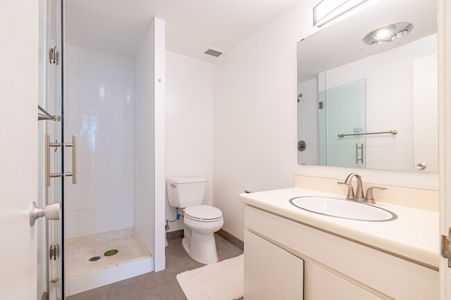 Photo - 2160 Century Park E Unit 1002