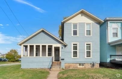 Building Photo - 720 W Lincoln Ave Rental