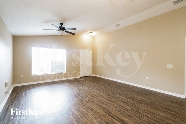 Photo - 1104 Old Mossy Ct