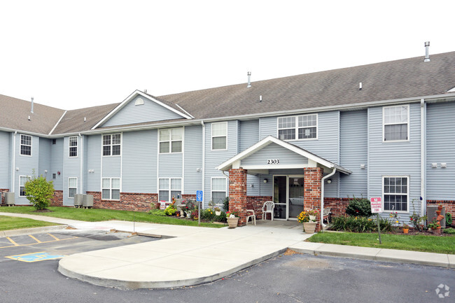 Building Photo - Tregaron Senior Residences Rental