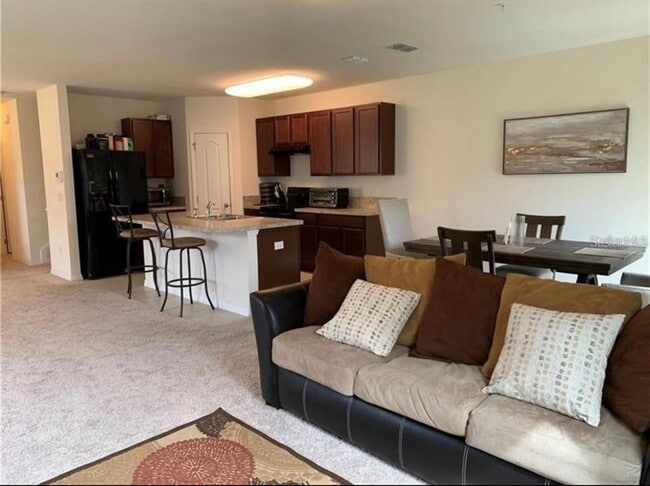 Photo - 3740 Seneca Club Loop