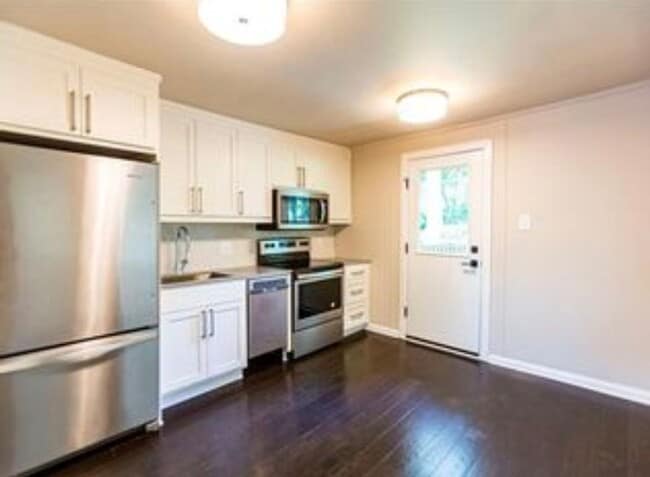 Photo - Perfect Location!