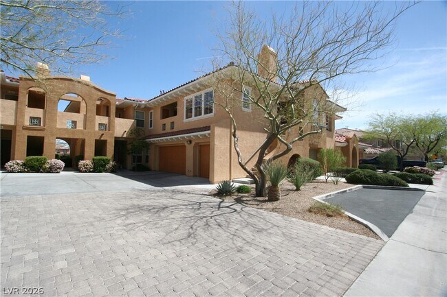 820 Canterra St Unit 2052