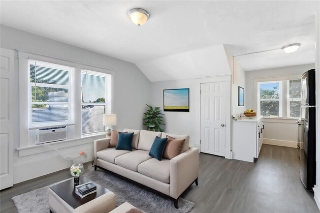 Photo - 812 Pennsylvania Ave