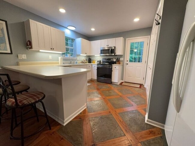 Photo - 184 Winding Creek Way