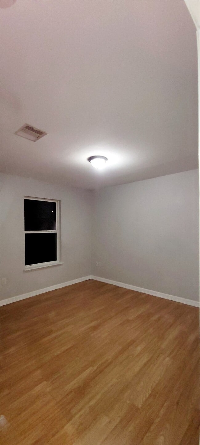 Building Photo - 7608 E Magnolia St