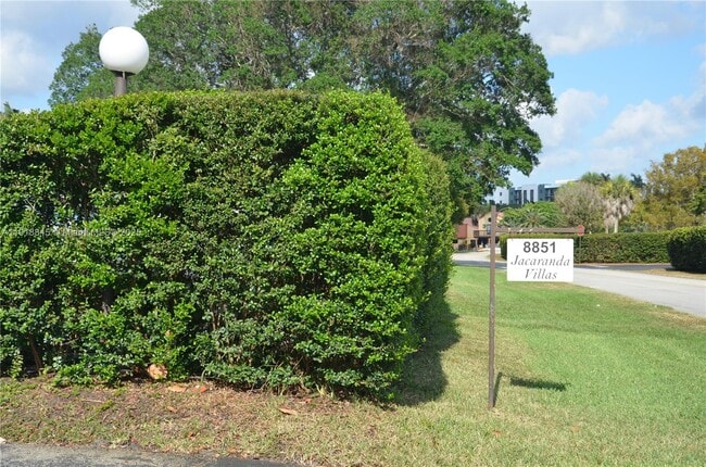 Photo - 8851 N New River Canal Rd Unidad 18E