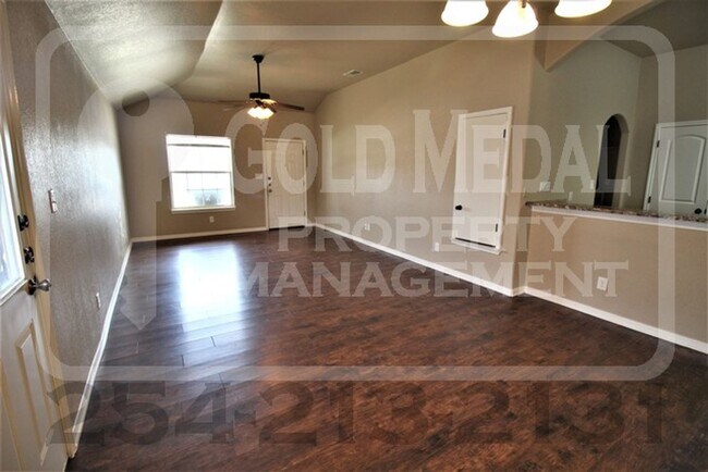 Photo - 1106 Grace Point Dr Unit B