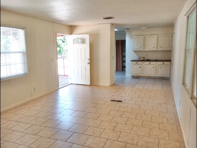 Building Photo - 6345 N Dona Ana Rd Rental
