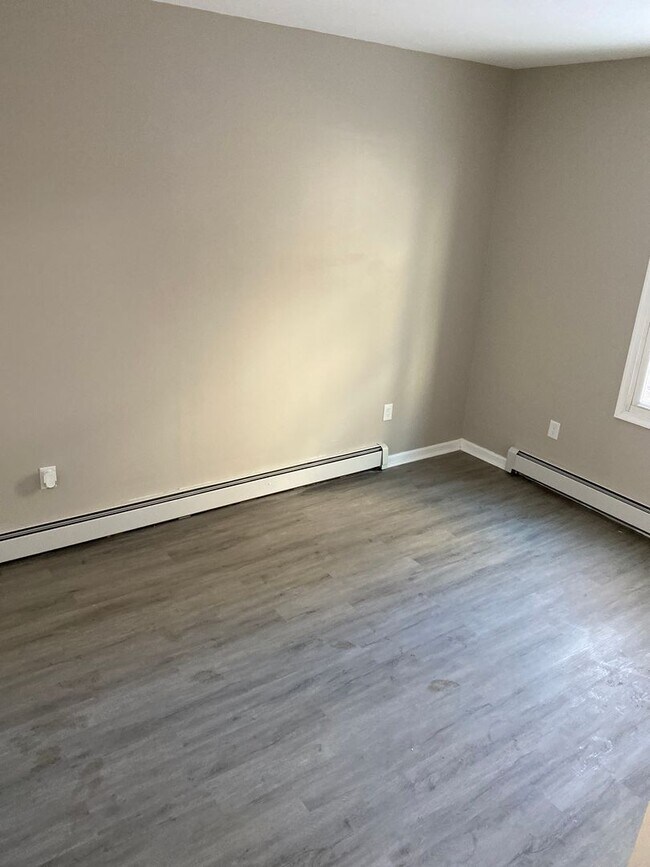 Photo - 311 N Lincoln Ave Unit 311 N Lincoln Ave -  2