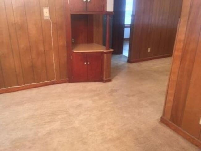 Photo - Cute 2 bedroom home for only $895 in conve...