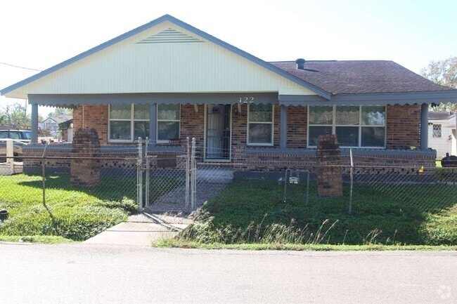 Building Photo - 422 Tennessee St Rental