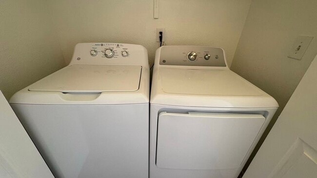 Photo - 5155 W Tropicana Ave