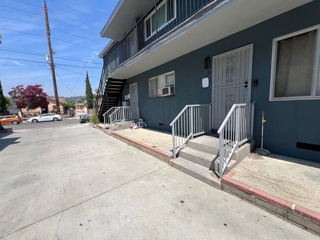 Building Photo - 57th Avenue Unit 3 Rental