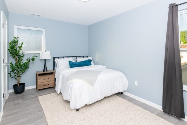 Photo - 3 Bedroom 2.5 Bath Home