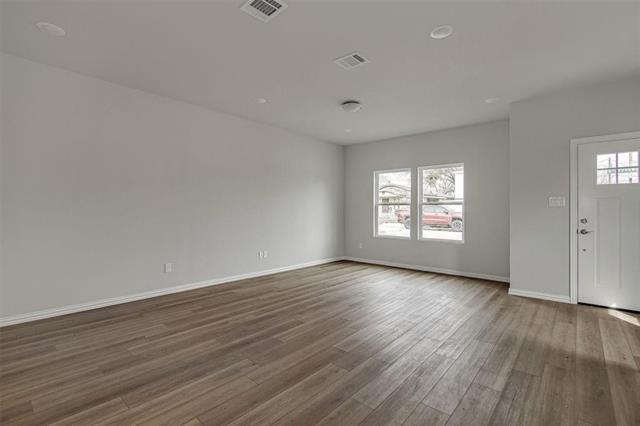 Photo - 1136 E Broadway Ave