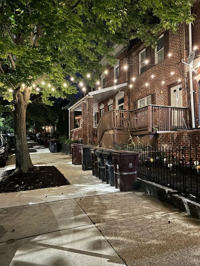 Photo - 1103 W 7th St
