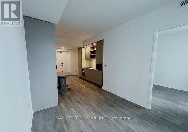 Photo - 55 Charles St E Unité 1307