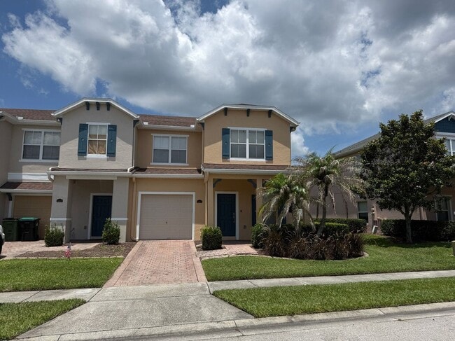 Building Photo - 16617 Cedar Crest Dr