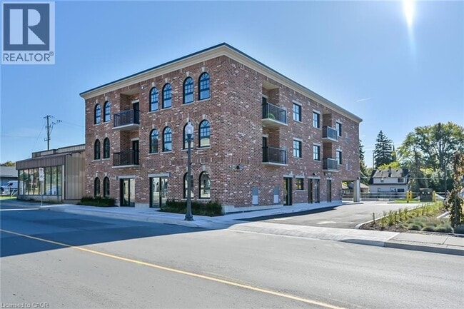 Photo - 15 Talbot St W Unité 102