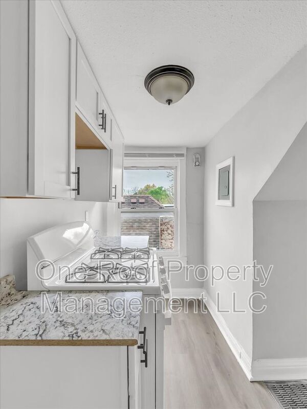 Photo - 324 N Hardesty Unit 4