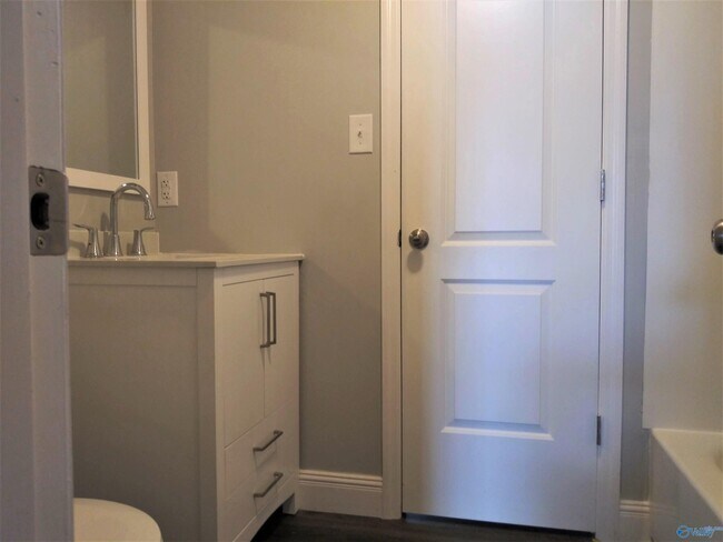 2007 Morgan Ave SW Unidad 4