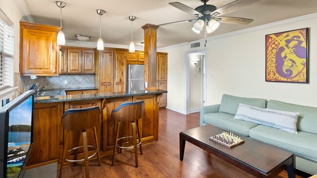 Photo - 1 Bedroom condo located in the Garden District- Next to City Park
