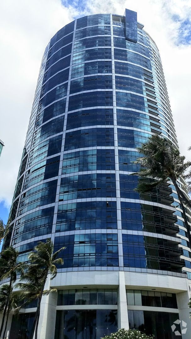 Building Photo - Nauru Tower Kakaako Furnished 2 Bedroom 2 ... Rental