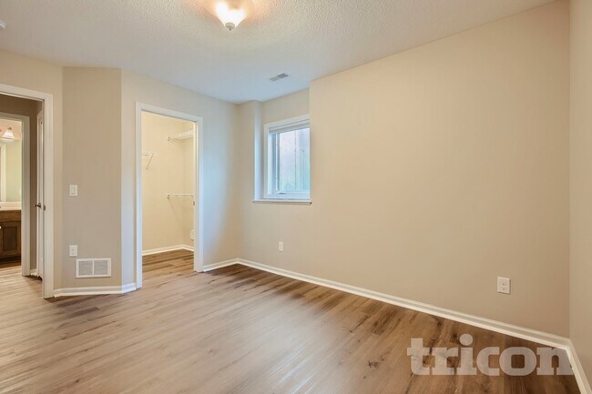 Photo - 14264 River Hills Pkwy