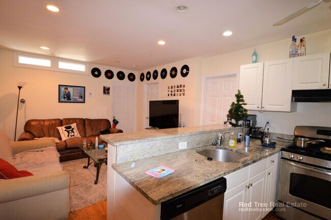 Photo - 62 Egmont St